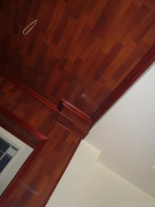 trần gỗ công nghiệp